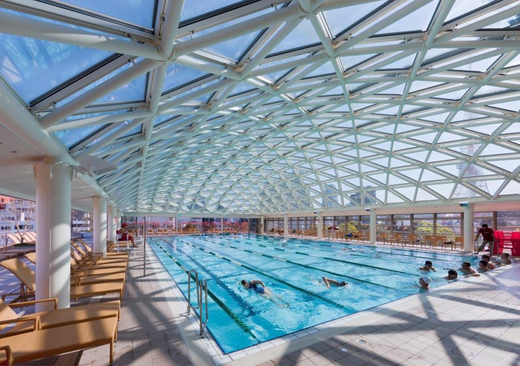 Tokyo American Club Swimming Pool