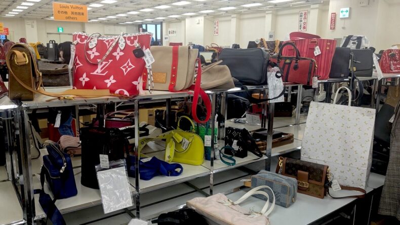 Shicchy’s Charity Fair: Designer Discount Paradise